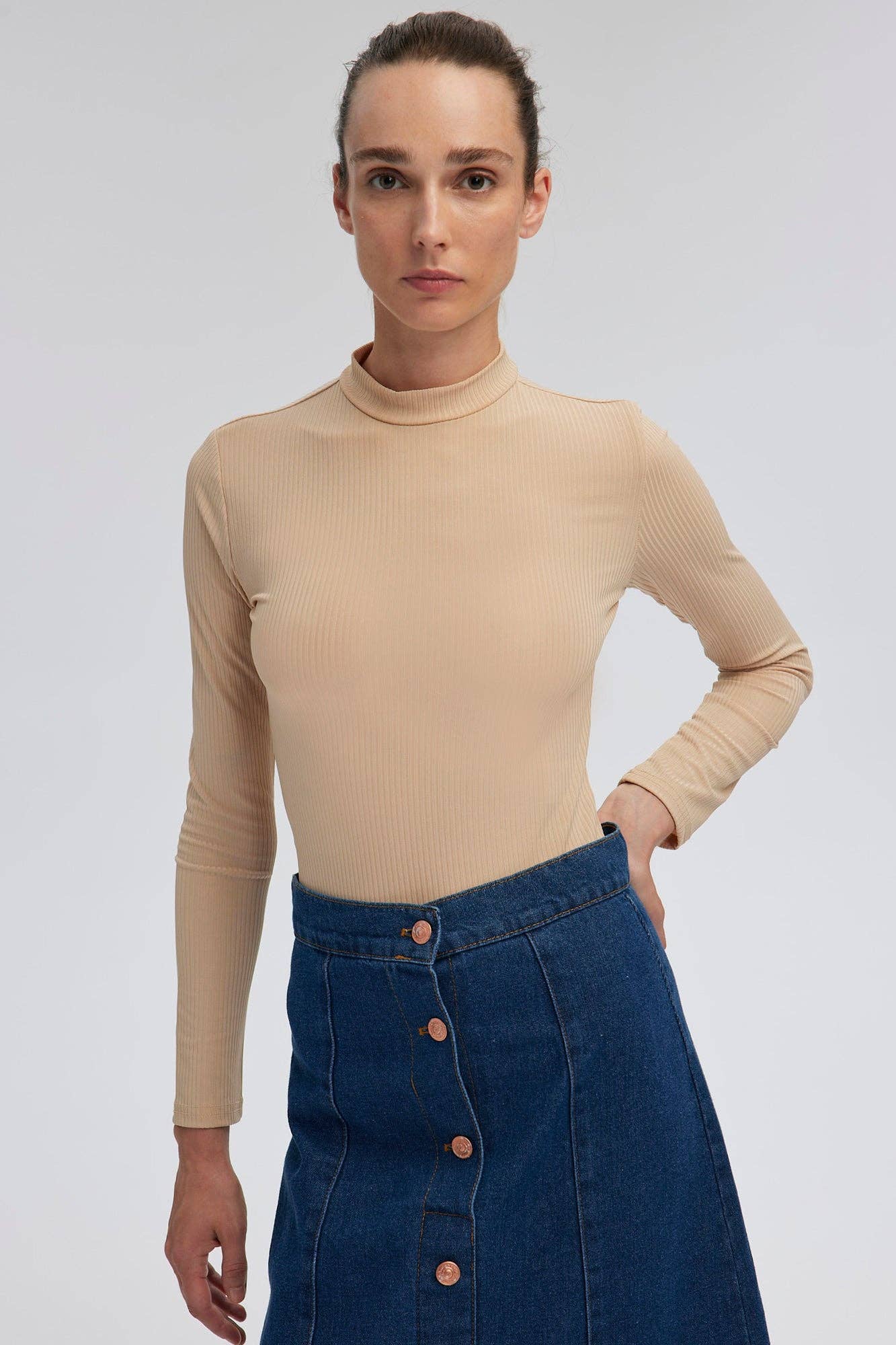 RIBBED BODY WITH NECKBAND