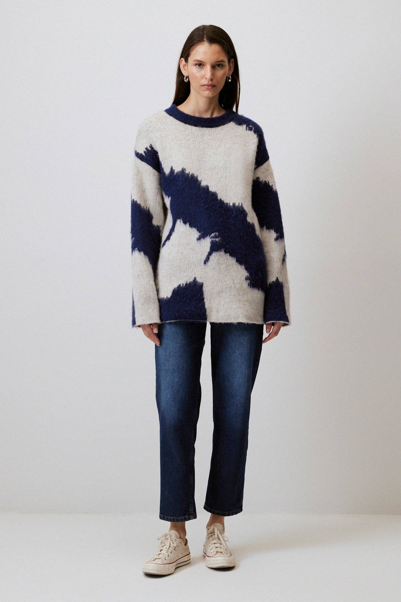 ABSTRACT PATTERNED KNIT SWEATER