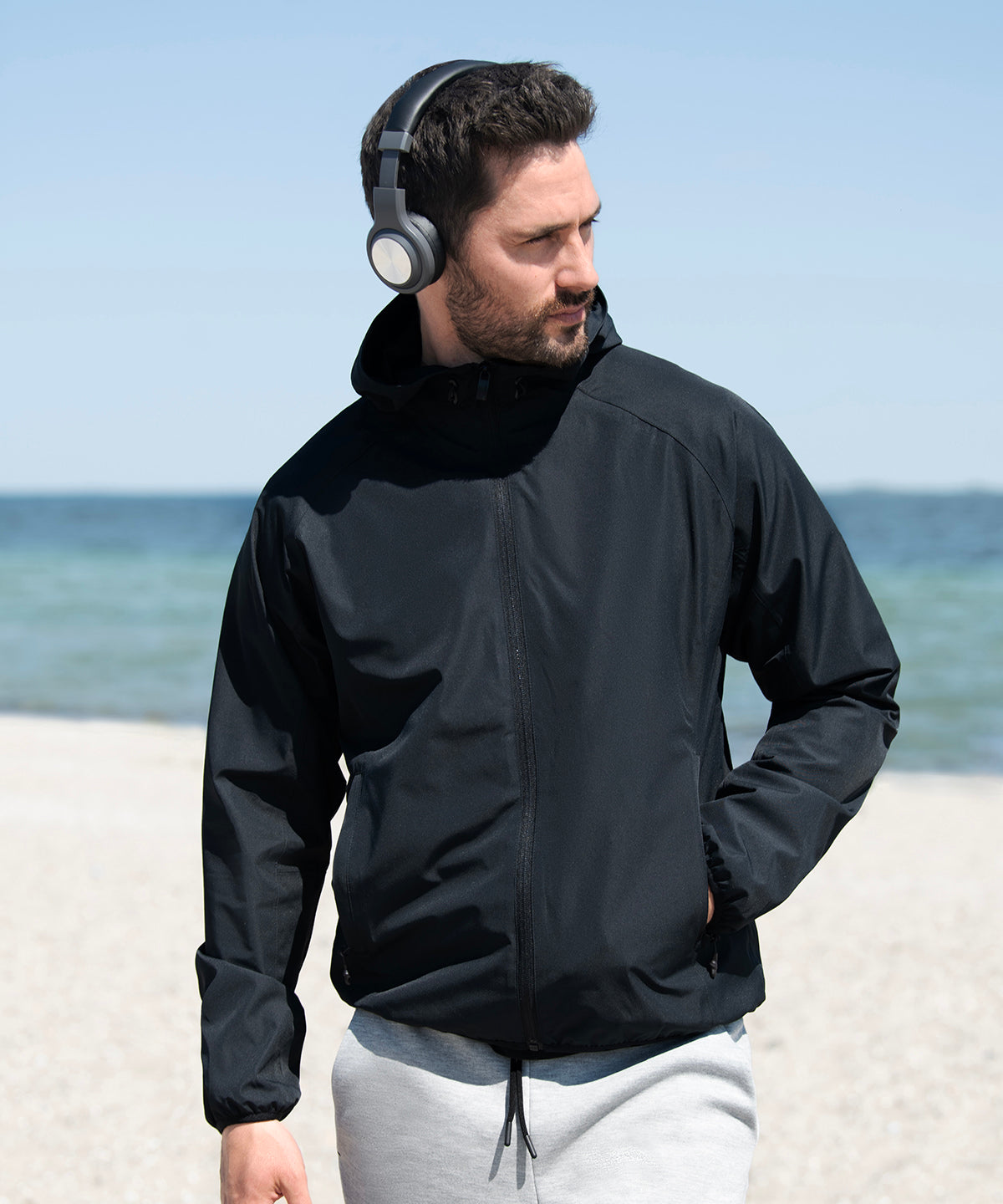 Nimbus Play Carmel – Minimalistic Hooded Windbreaker