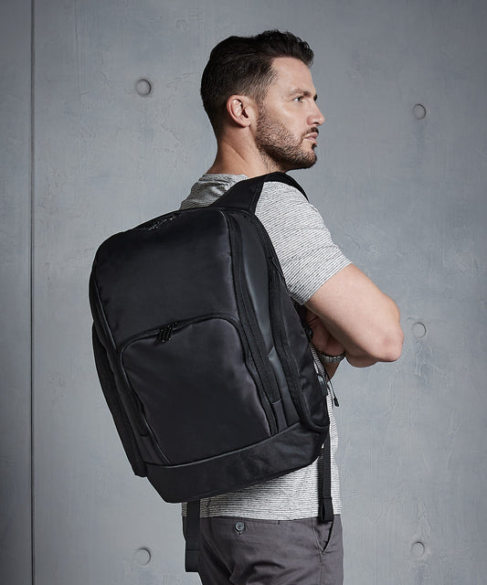 Quadra Pro-tech Charge Backpack