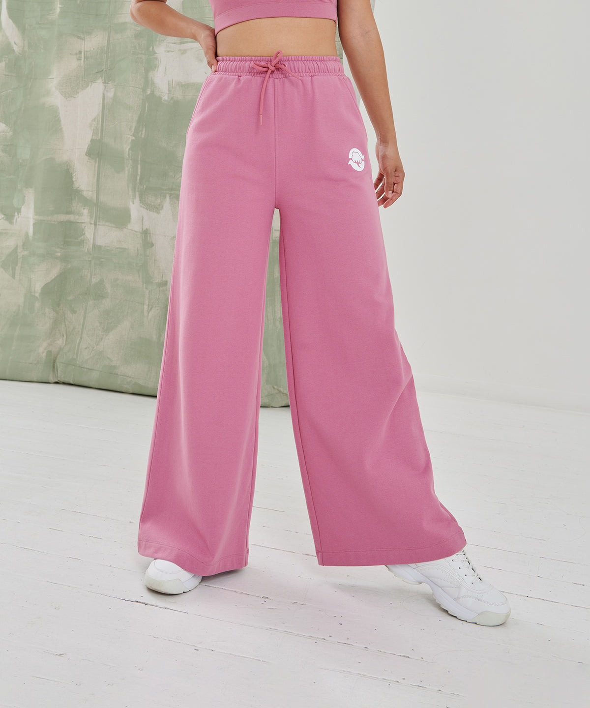 SF Women's Sustainable Fashion Wide Leg Joggers