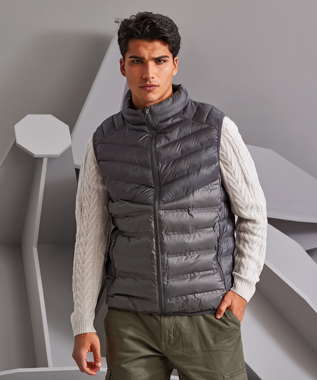 2786 Mantel Moulded Gilet