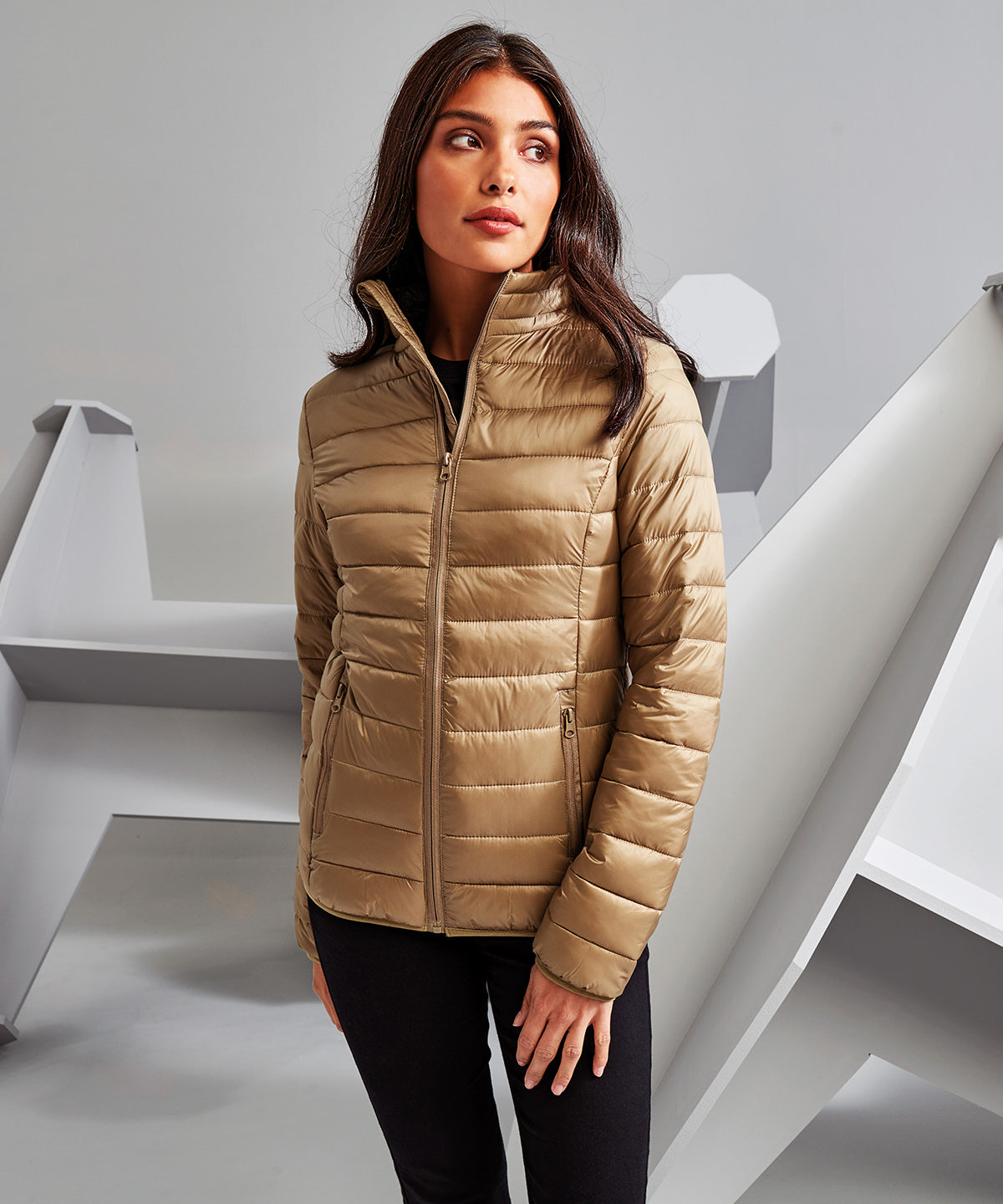 2786 Women's Terrain Padded Jacket